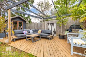 Photo 16- click for photo gallery